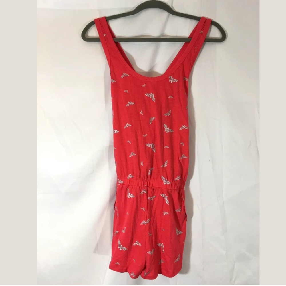 Wonder Woman Sleep Romper Flaw
